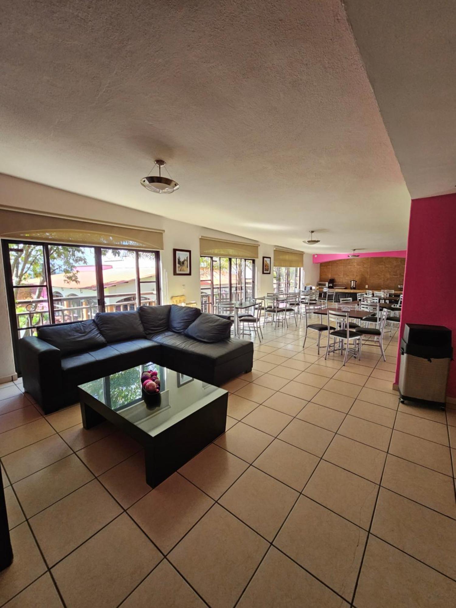 Hotel Ejecutivo Aeropuerto Alvaro Obregon Bagian luar foto