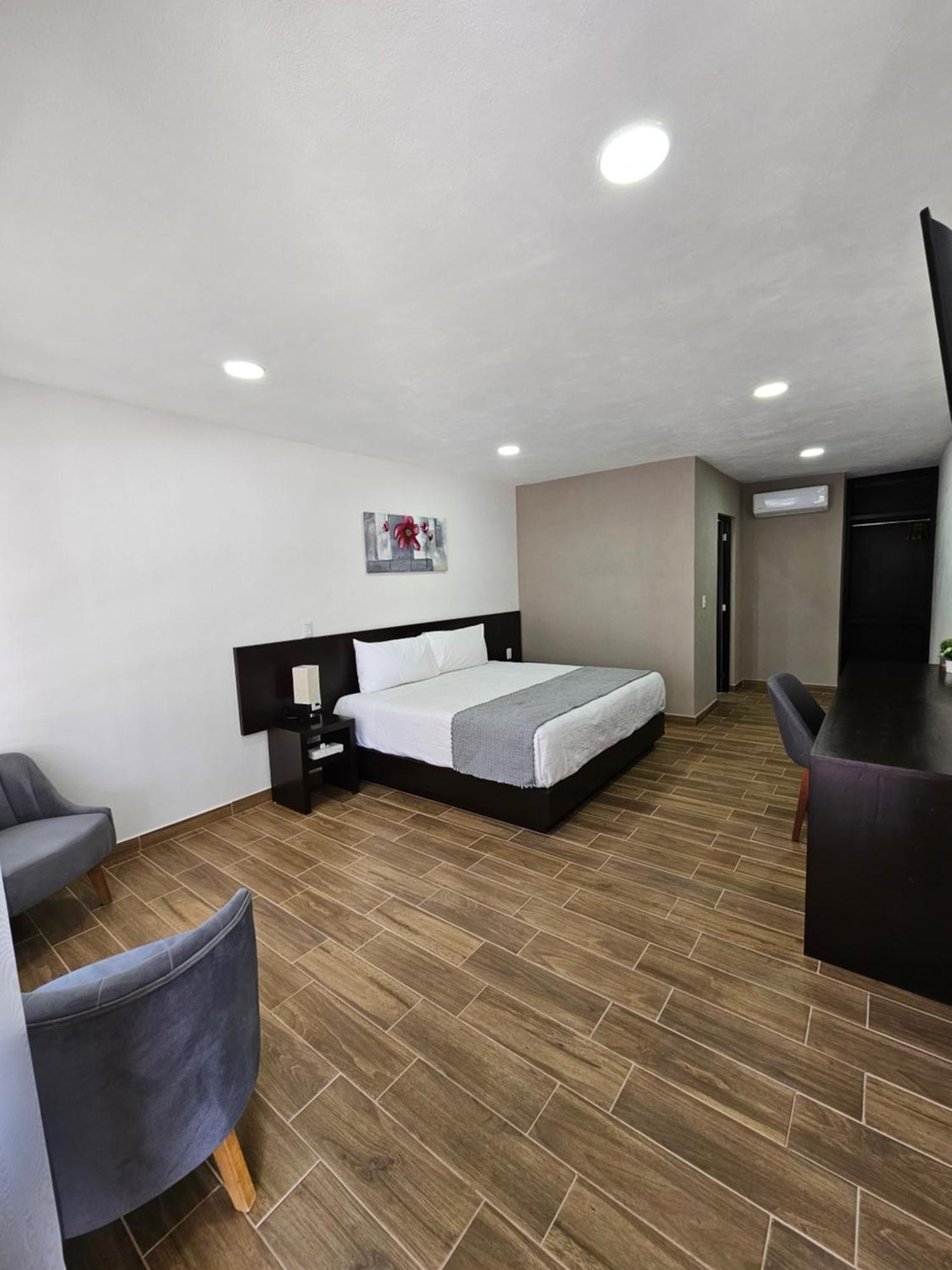 Hotel Ejecutivo Aeropuerto Alvaro Obregon Bagian luar foto